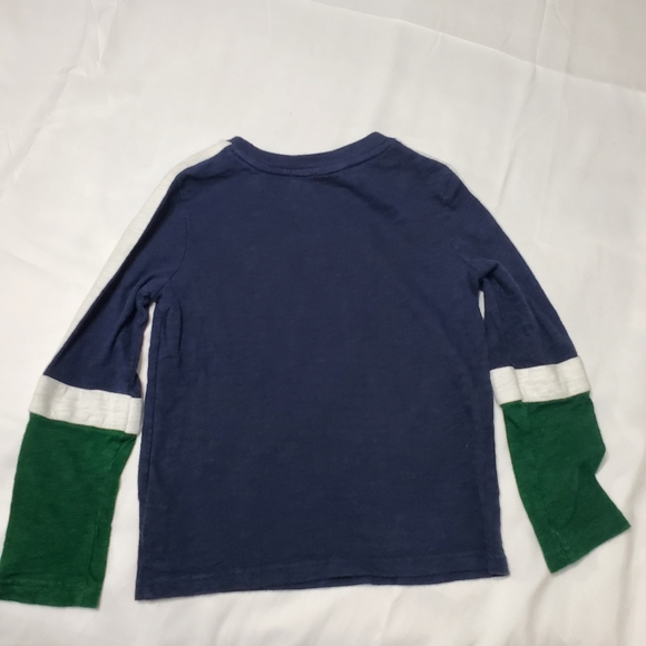 Old navy long sleeve t shirt - Picture 2 of 3